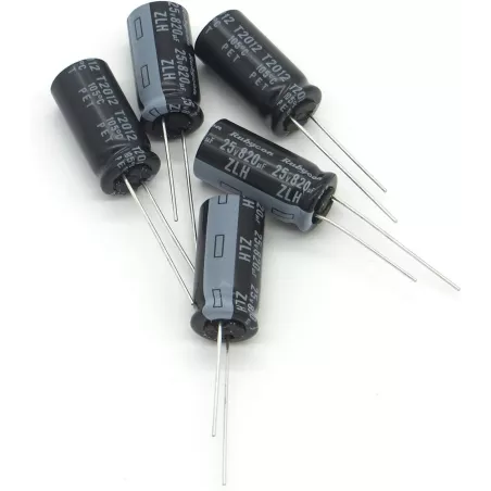Condensateur 3.3uF 50V 4x7 mm Vendu par 2 pièces  3.3uf50v4x7