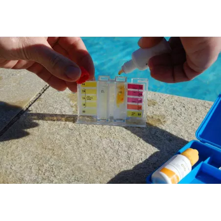 PH- und Chlor-Analyseset in Tropfenform
